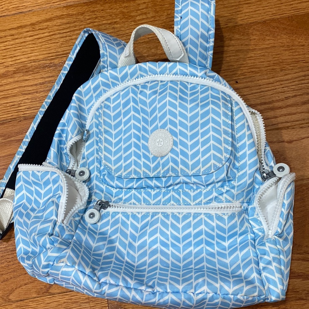 Kipling small backpack. Good condition.